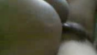 मीठो श्यामला आइभी आरालाई गधामा सेक्स खेलौना राखेर सेक्स गर्छ - 2022-03-11 02:54:09